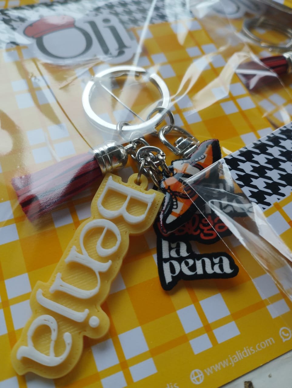Charm Bag – Souvenir Temático - Image 3